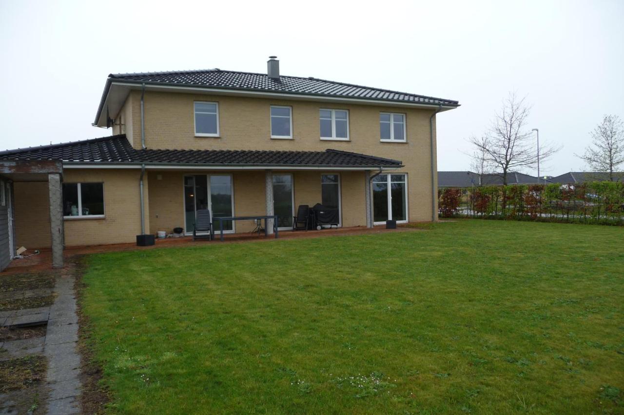 Vaerelse I Augustenborg I Stor Villa Esterno foto
